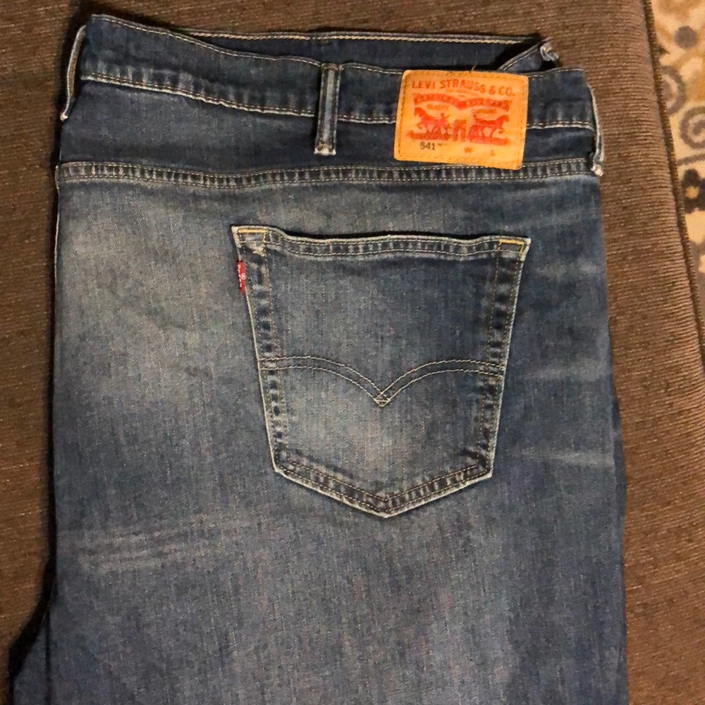 Men’s 541 Levi’s big & tall 56 x 30